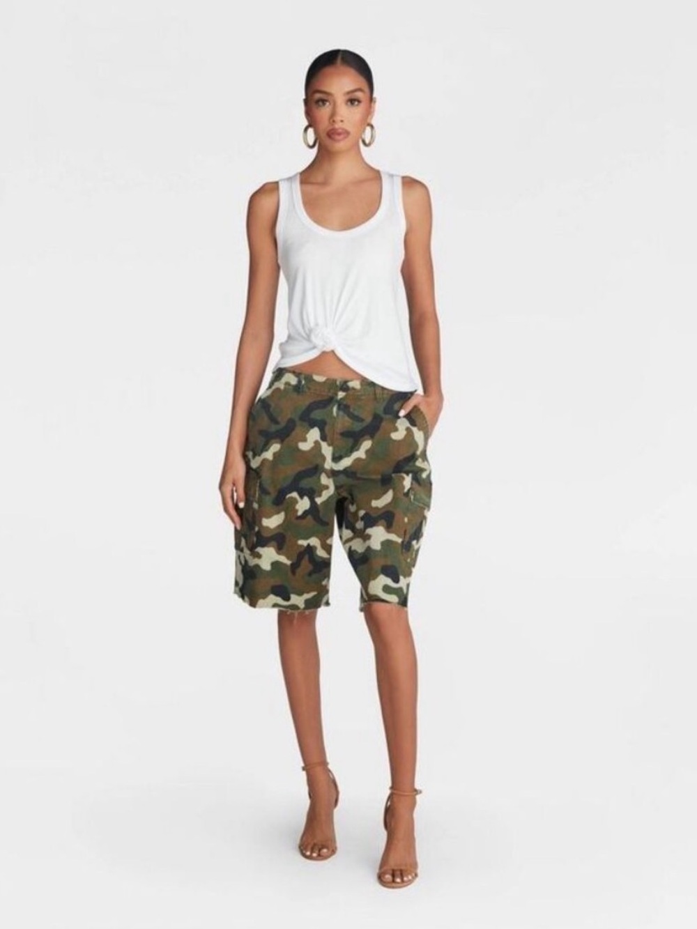 KBB by KAHLANA Women Mid-Rise 'The Cargo Shorts’ Size M, L - Picture 3 of 5
